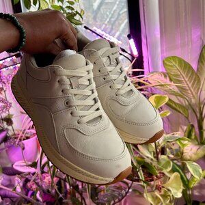 Women’s Everlane Off-White Sneakers